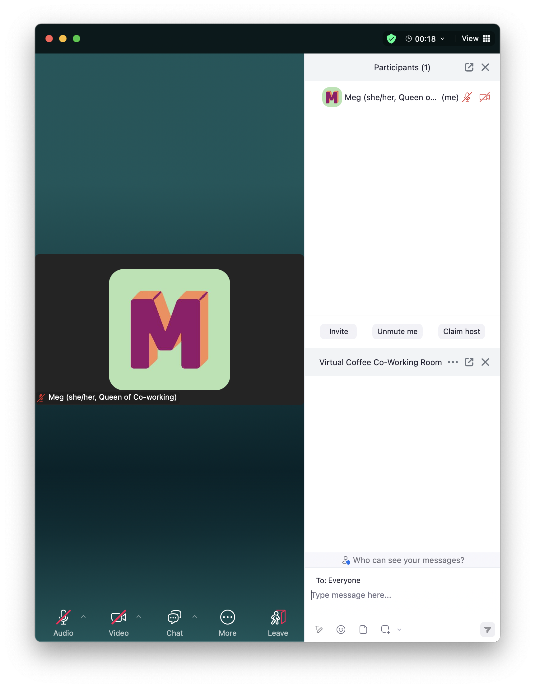 A state of Zoom meeting with no Host. The 'Participants' tab shows options: 'Invite', 'Unmute me', and 'Claim host'